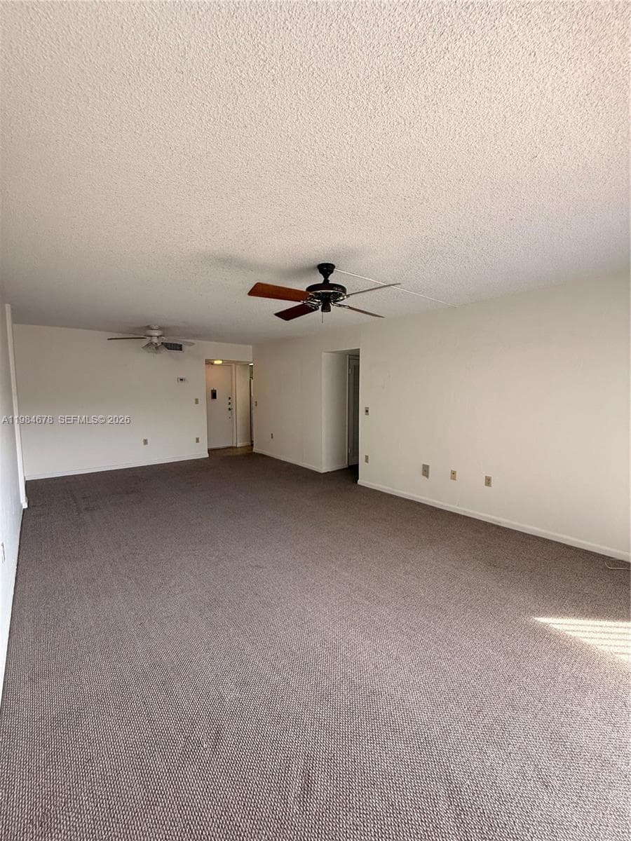3860 NE 170th St # 304, North Miami Beach FL 33160 — 9