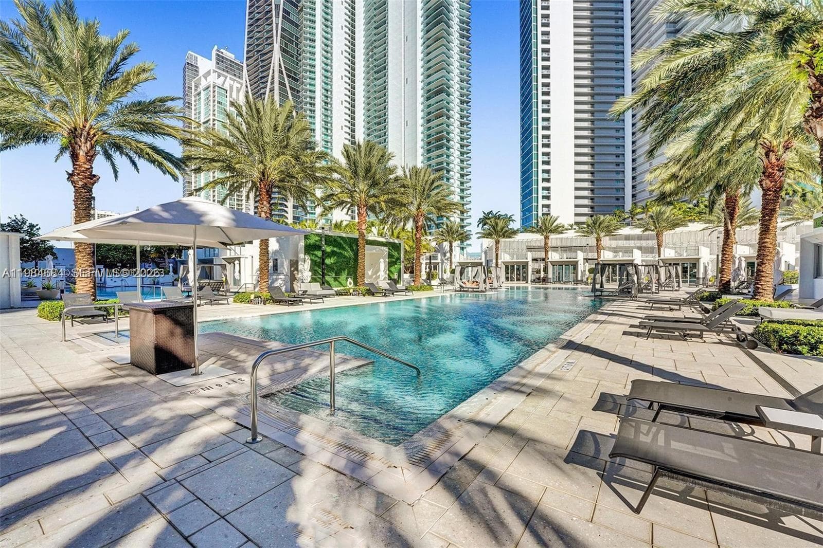 851 NE 1st Ave # 3601, Miami FL 33132 — 27