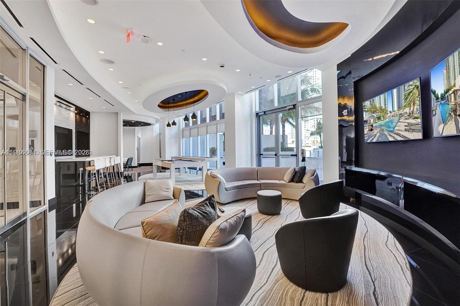 851 NE 1st Ave # 3601, Miami FL 33132 — 40