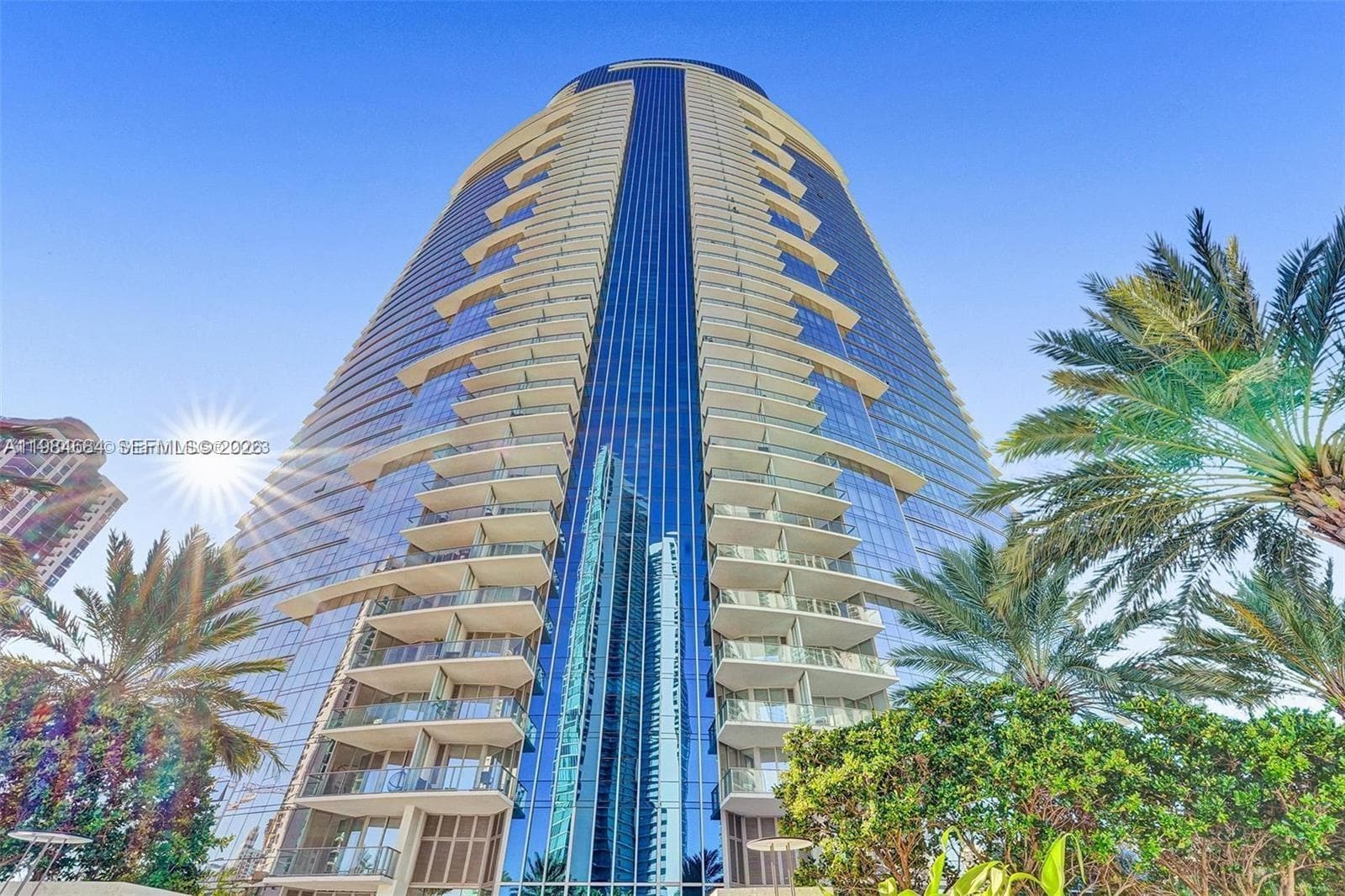 851 NE 1st Ave # 3601, Miami FL 33132 — 21