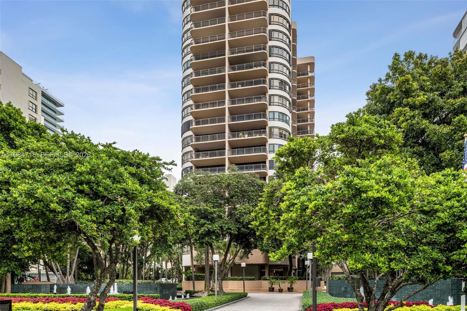 10175 Collins Ave # 807, Bal Harbour FL 33154 — 2