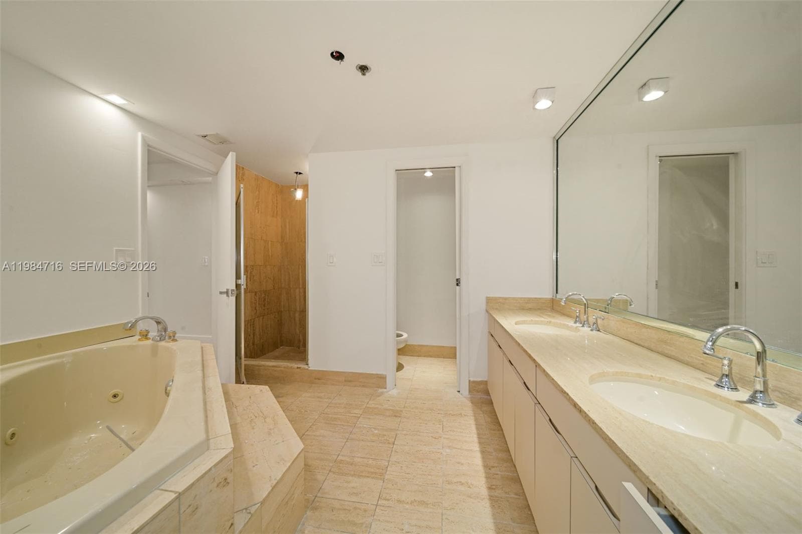 10175 Collins Ave # 807, Bal Harbour FL 33154 — 14