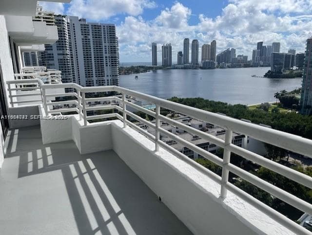 3300 NE 192nd St # 1815, Aventura FL 33180 — 23