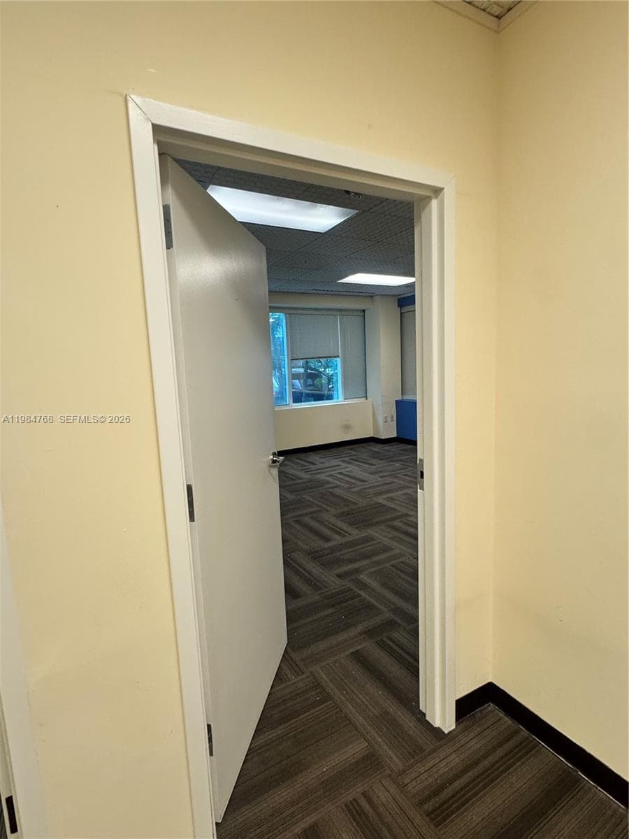 5959 Waterford District Dr # 101, Miami FL 33126 — 11