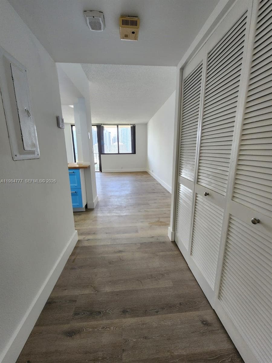 520 Brickell Key Dr # A1517, Miami FL 33131 — 2