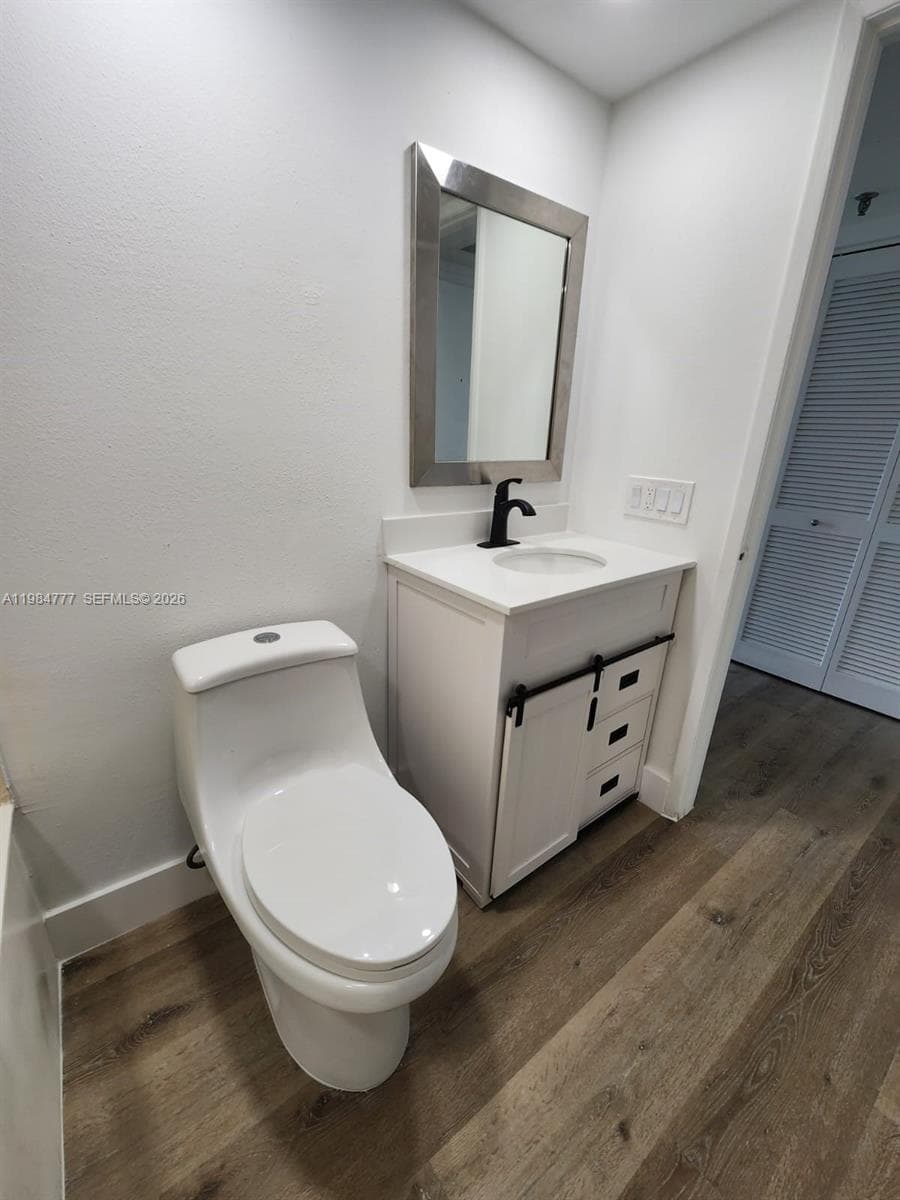 520 Brickell Key Dr # A1517, Miami FL 33131 — 12