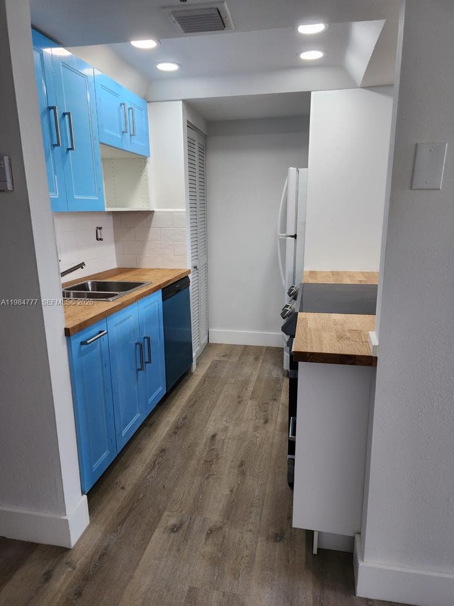 520 Brickell Key Dr # A1517, Miami FL 33131 — 8