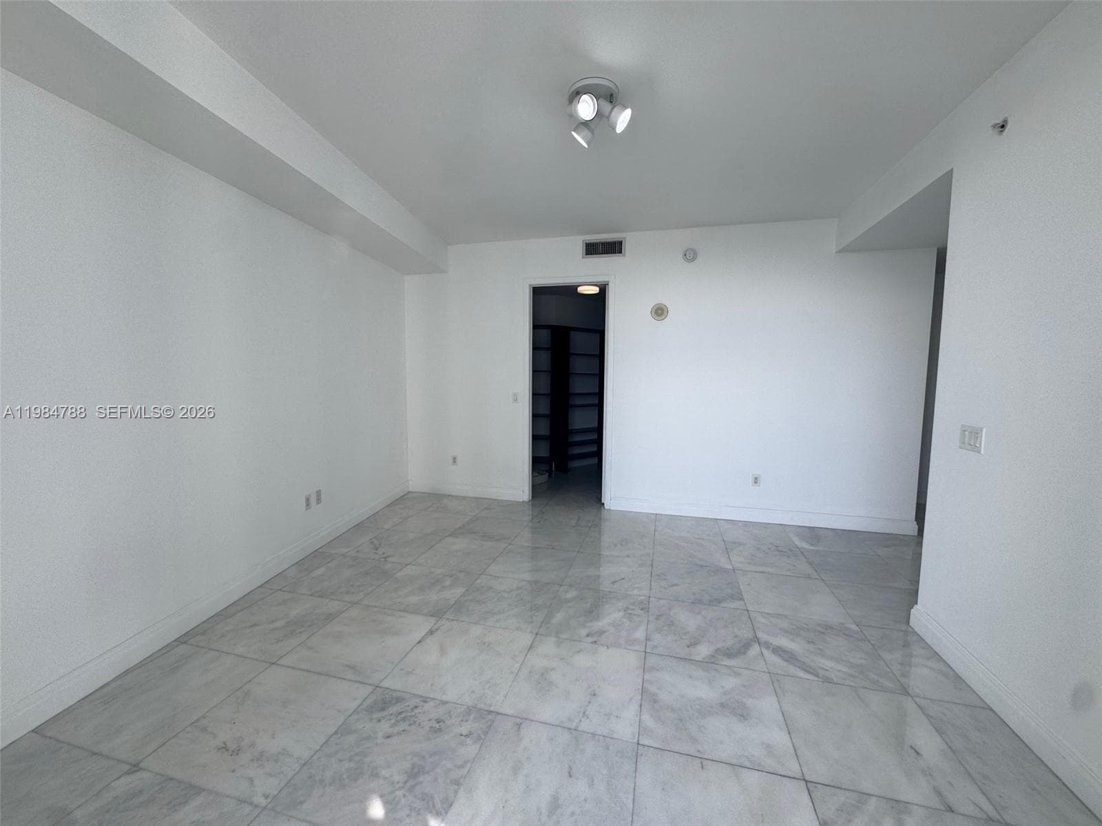 18201 Collins Ave # 3505, Sunny Isles Beach FL 33160 — 11