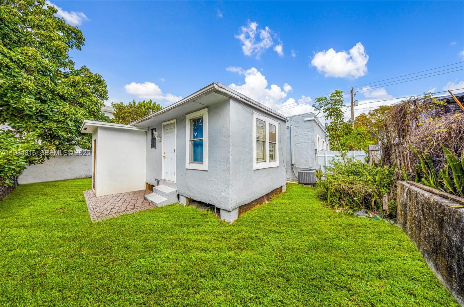 844 NW 29th St, Miami FL 33127 — 7