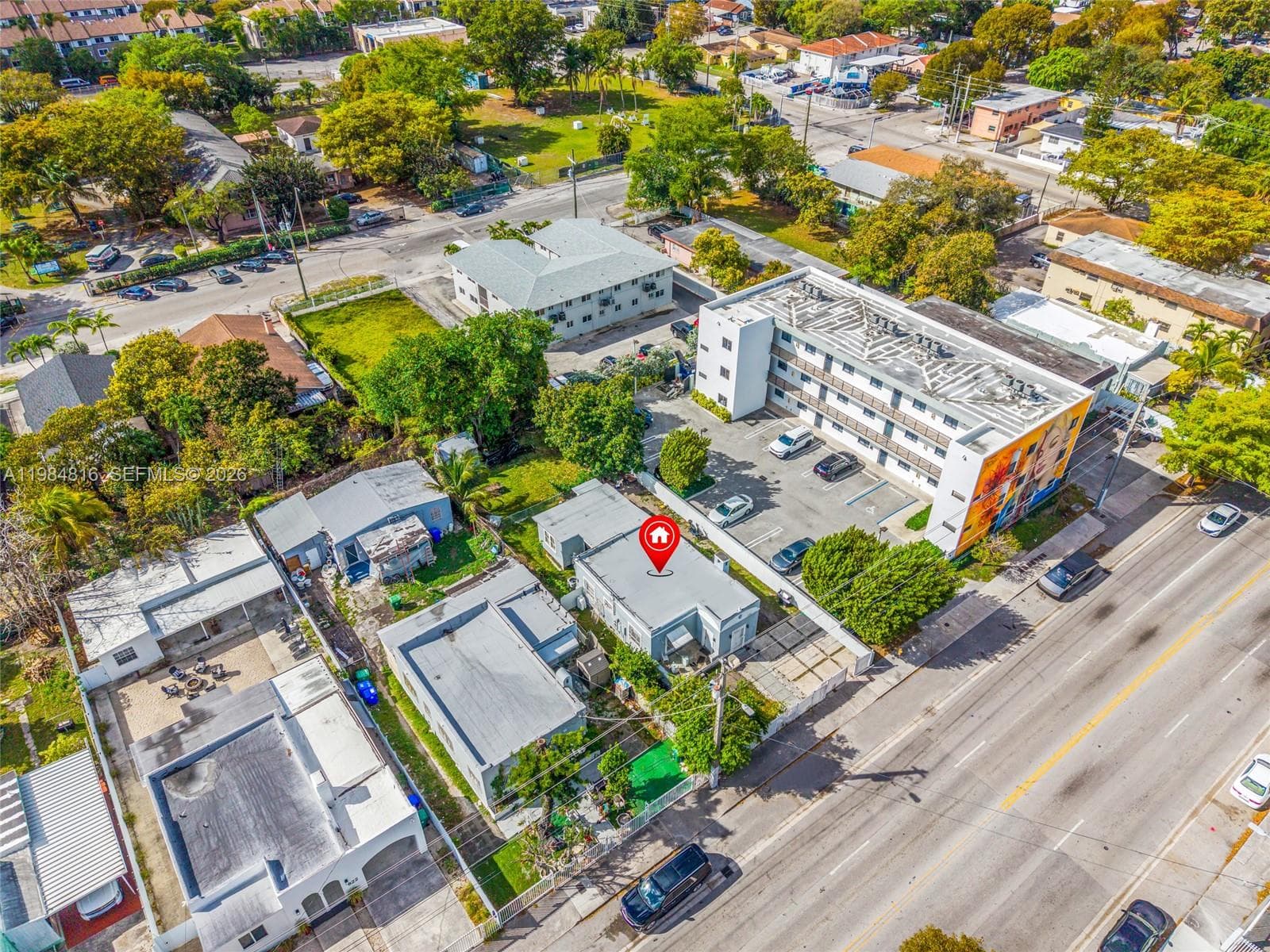 844 NW 29th St, Miami FL 33127 — 19