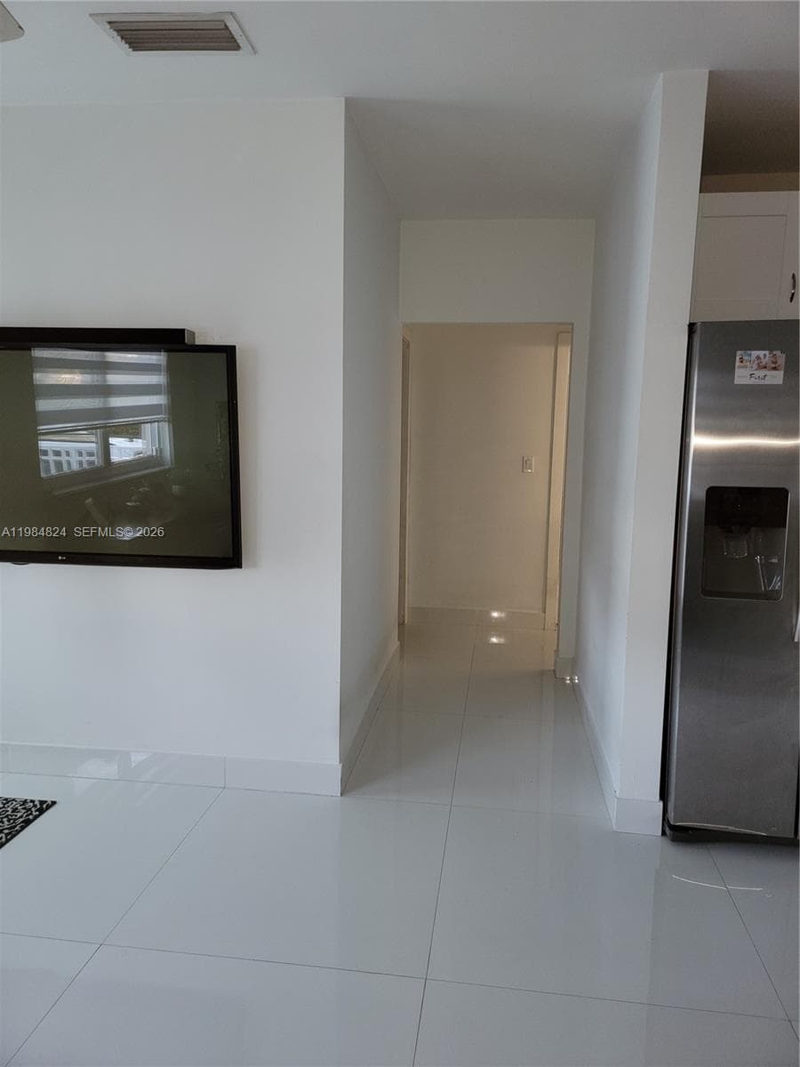 6300 SW 21st St # 1, Miami FL 33155 — 5