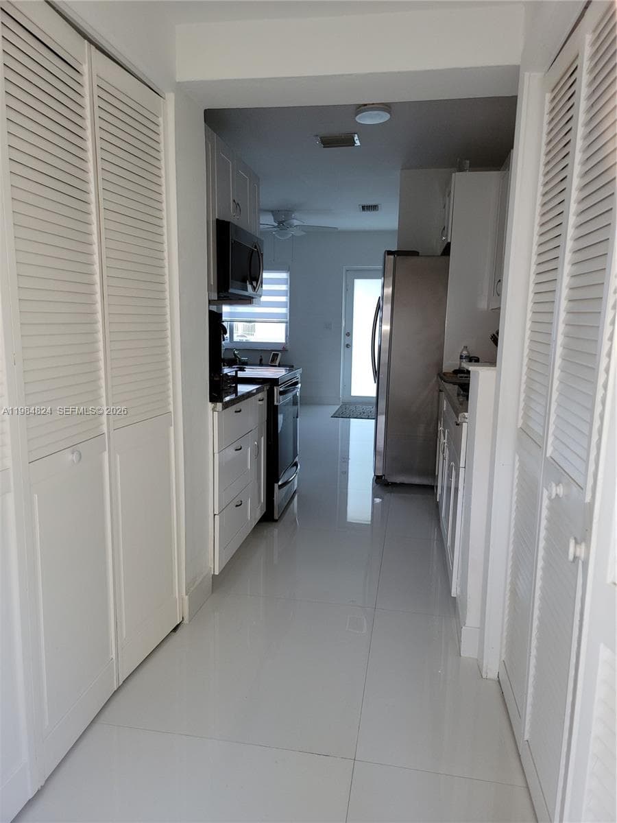 6300 SW 21st St # 1, Miami FL 33155 — 20