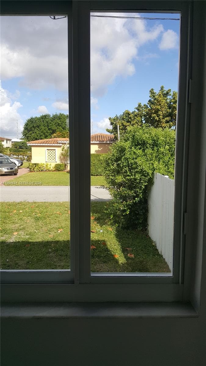 6300 SW 21st St # 1, Miami FL 33155 — 11