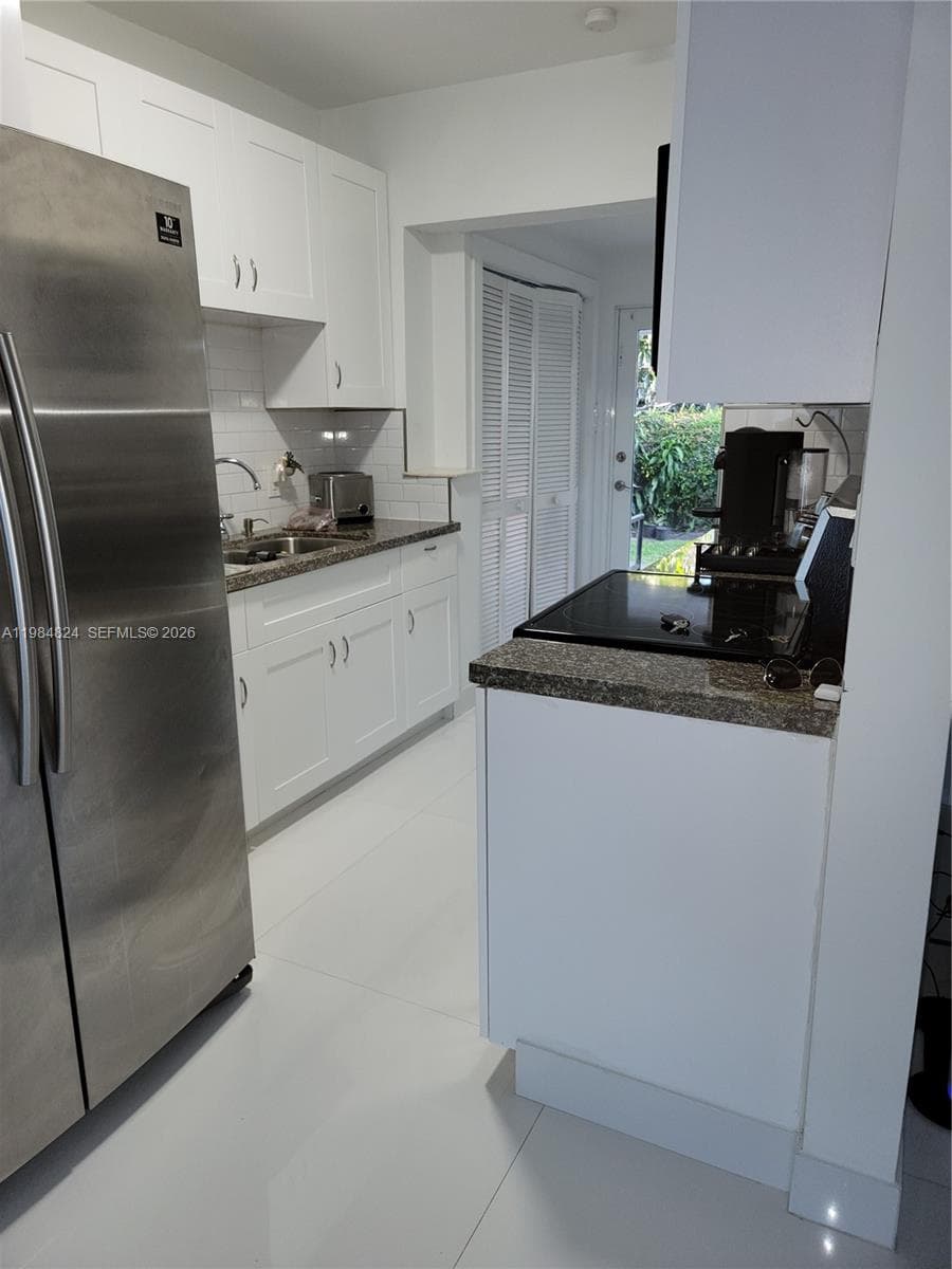 6300 SW 21st St # 1, Miami FL 33155 — 19