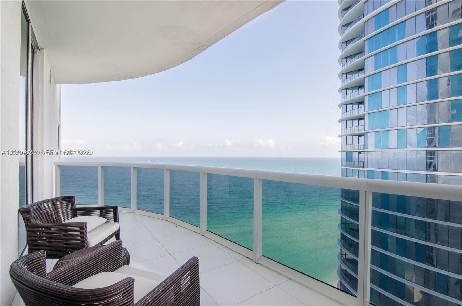 15811 Collins Ave # 2602, Sunny Isles Beach FL 33160 — 2