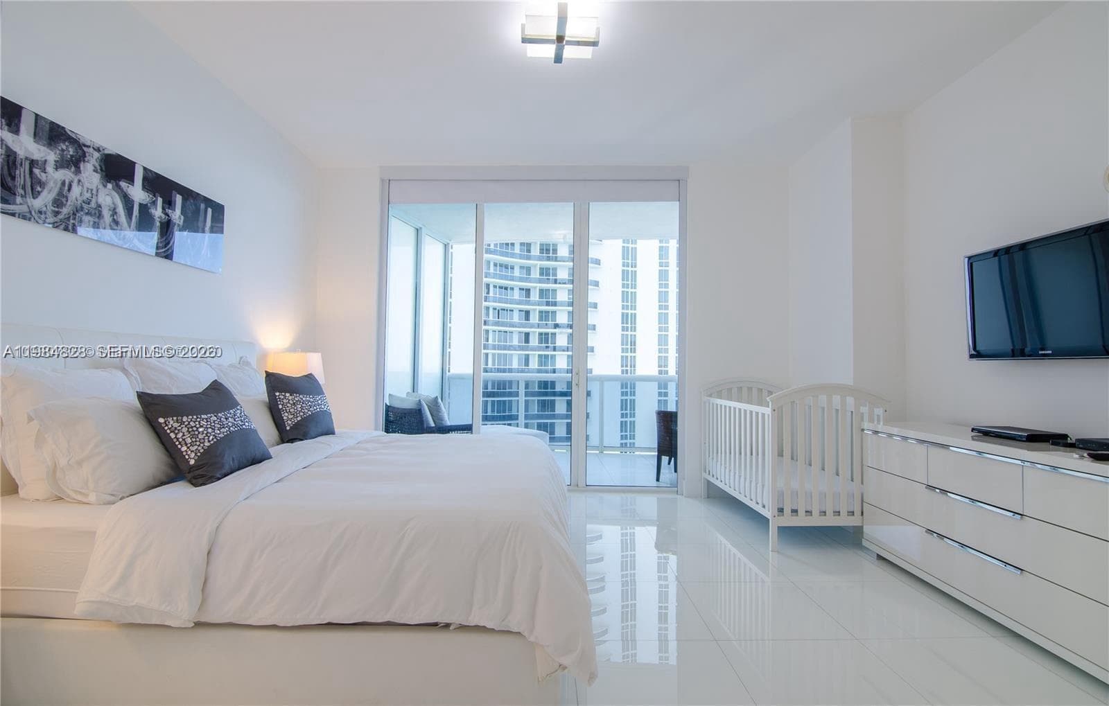 15811 Collins Ave # 2602, Sunny Isles Beach FL 33160 — 13