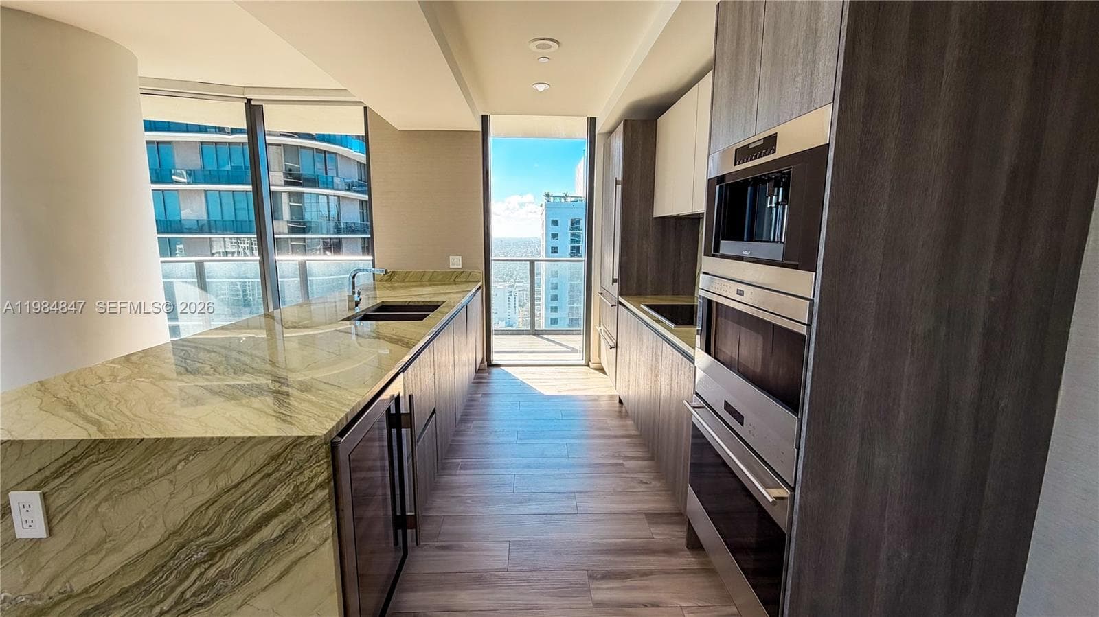 801 S Miami Ave # 4501, Miami FL 33130 — 3