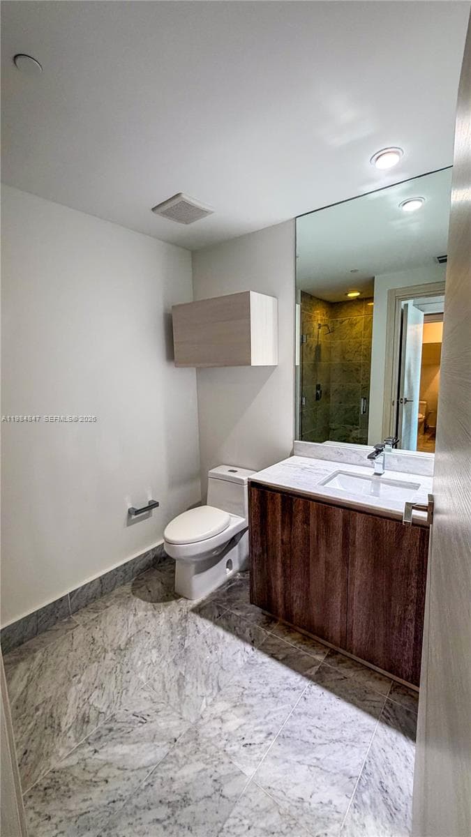 801 S Miami Ave # 4501, Miami FL 33130 — 14