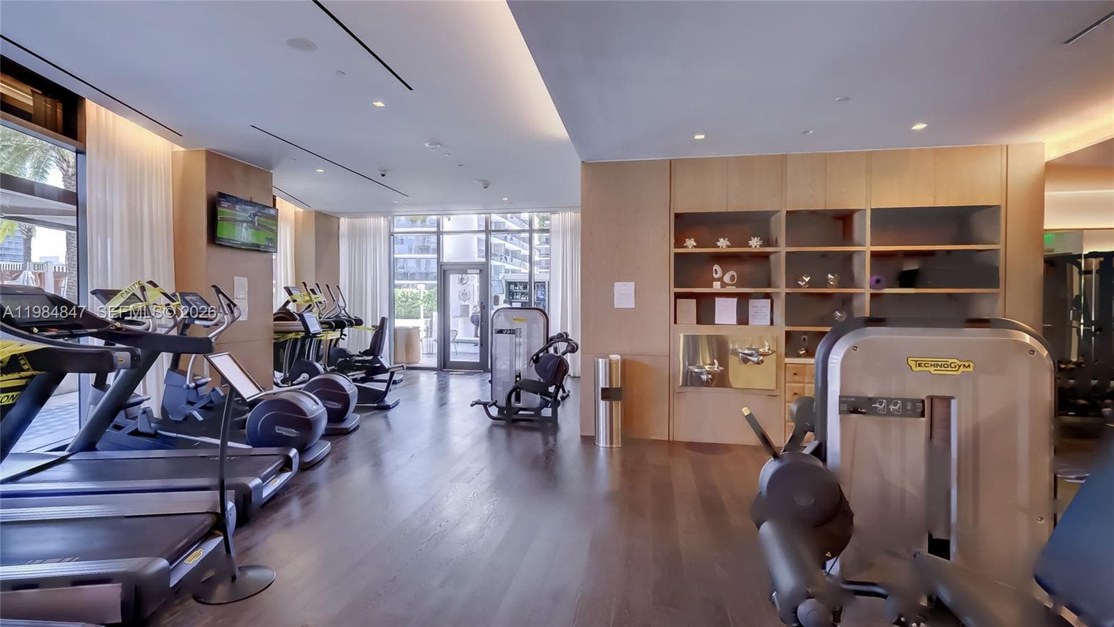 801 S Miami Ave # 4501, Miami FL 33130 — 35