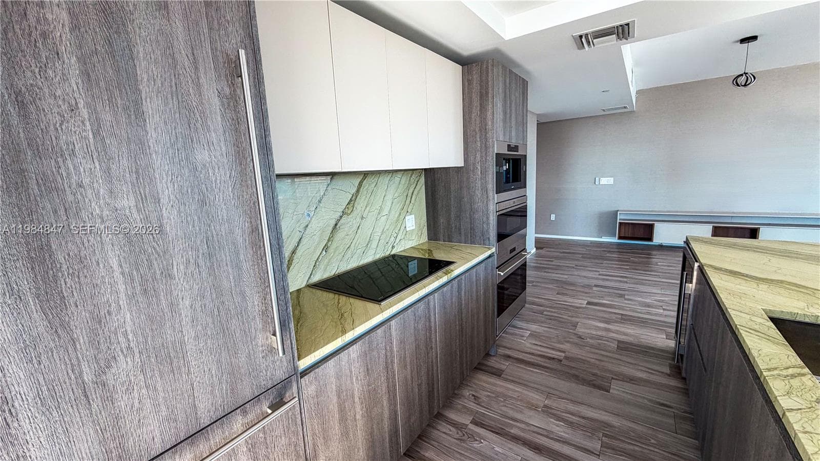 801 S Miami Ave # 4501, Miami FL 33130 — 8