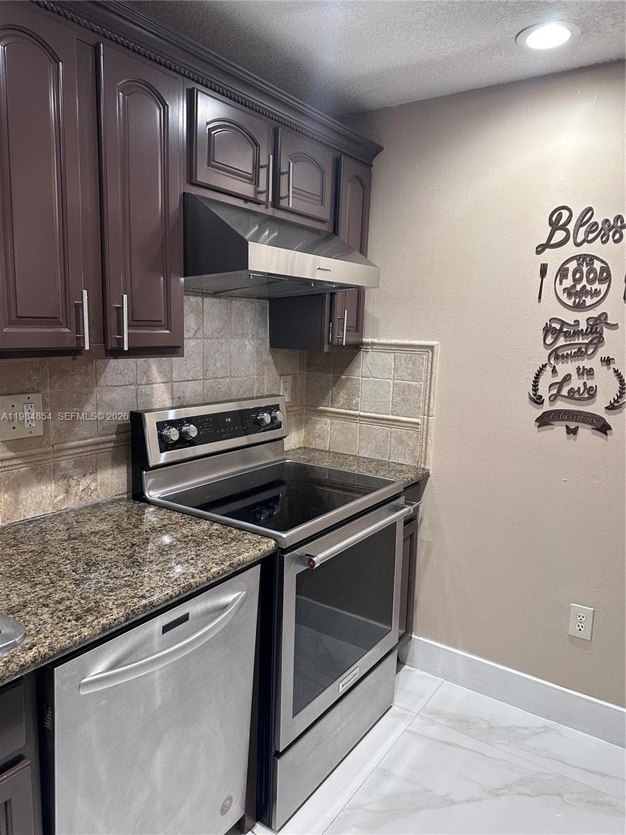 3379 NW 198th Terrace, Miami Gardens FL 33056 — 12