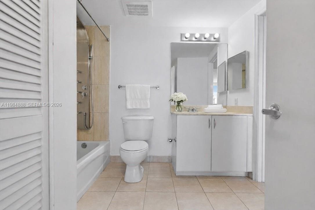 1750 N Bayshore Dr # 3811, Miami FL 33132 — 13