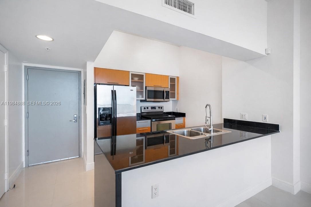 1750 N Bayshore Dr # 3811, Miami FL 33132 — 16