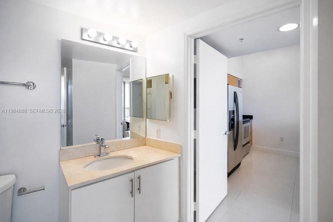 1750 N Bayshore Dr # 3811, Miami FL 33132 — 12