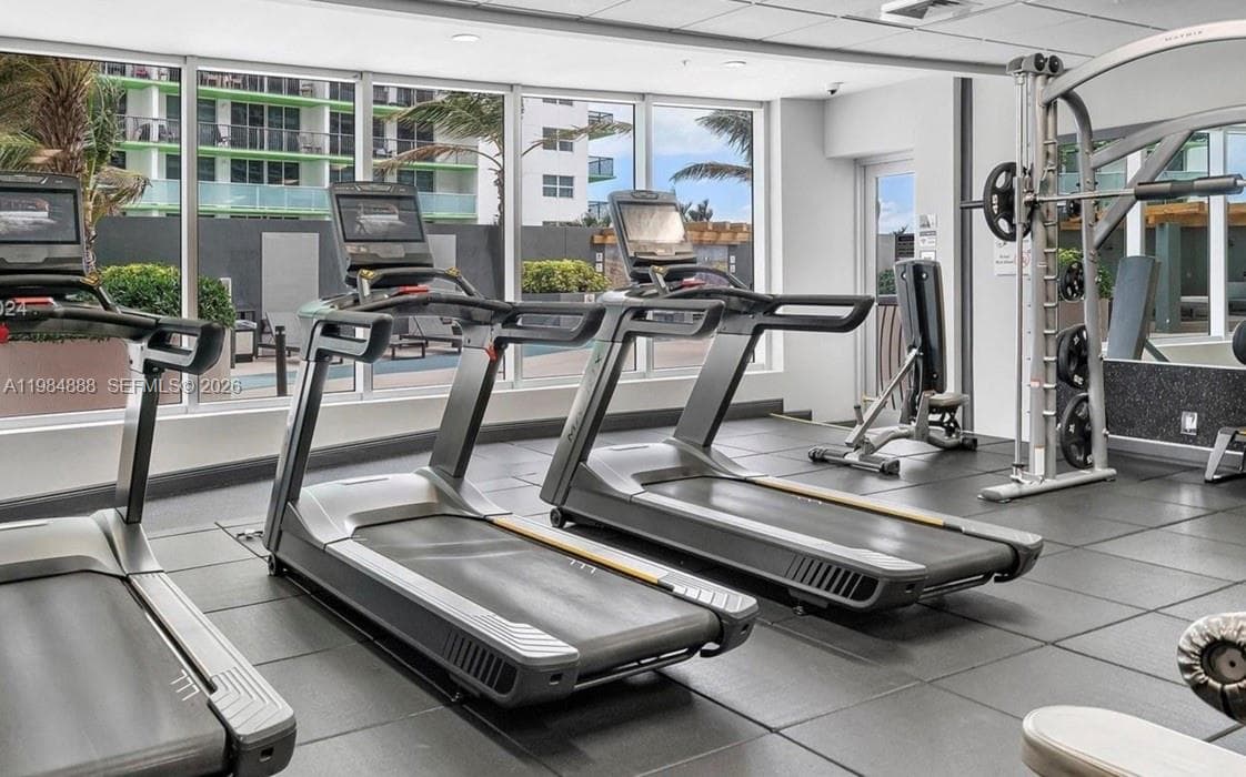 1750 N Bayshore Dr # 3811, Miami FL 33132 — 26
