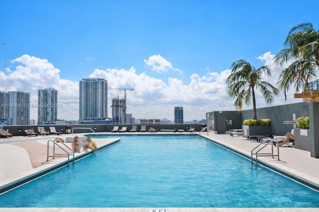1750 N Bayshore Dr # 3811, Miami FL 33132 — 21
