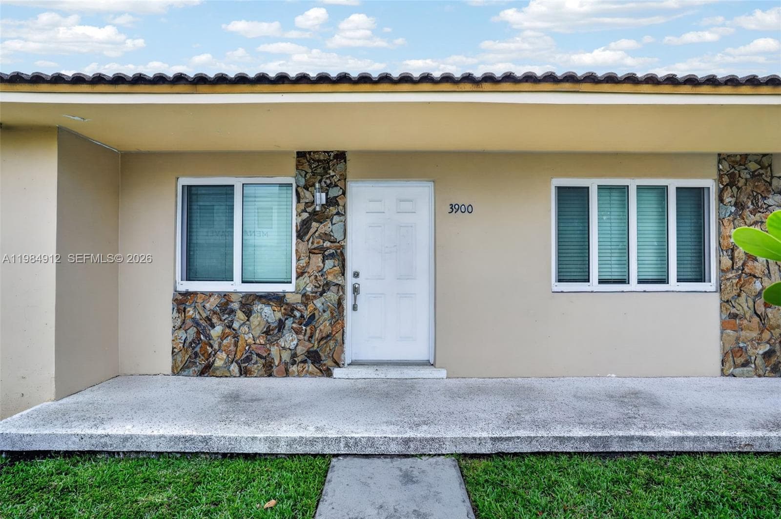 3900 SW 67th Ave, Miami FL 33155 — 2