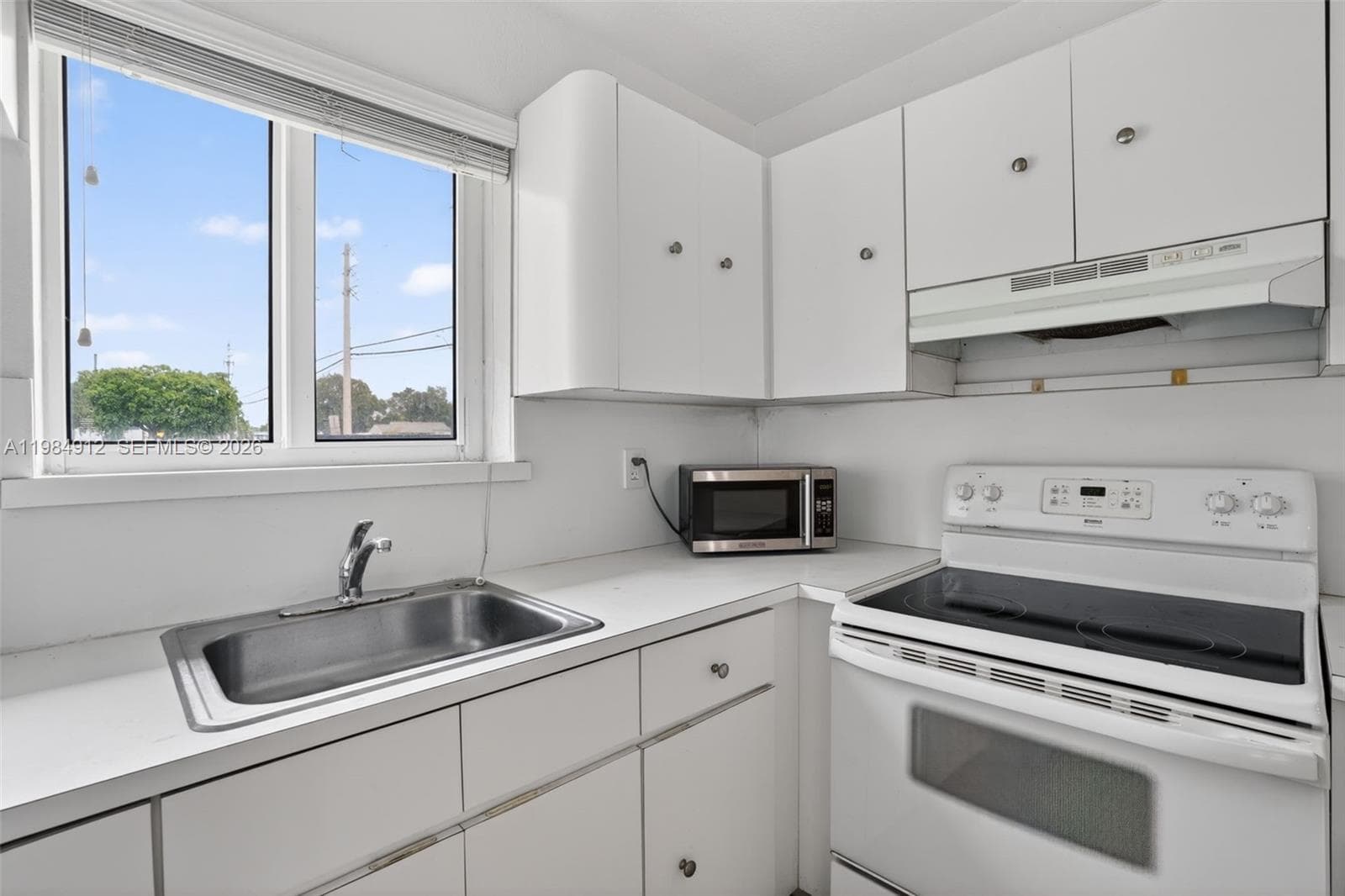 3900 SW 67th Ave, Miami FL 33155 — 28