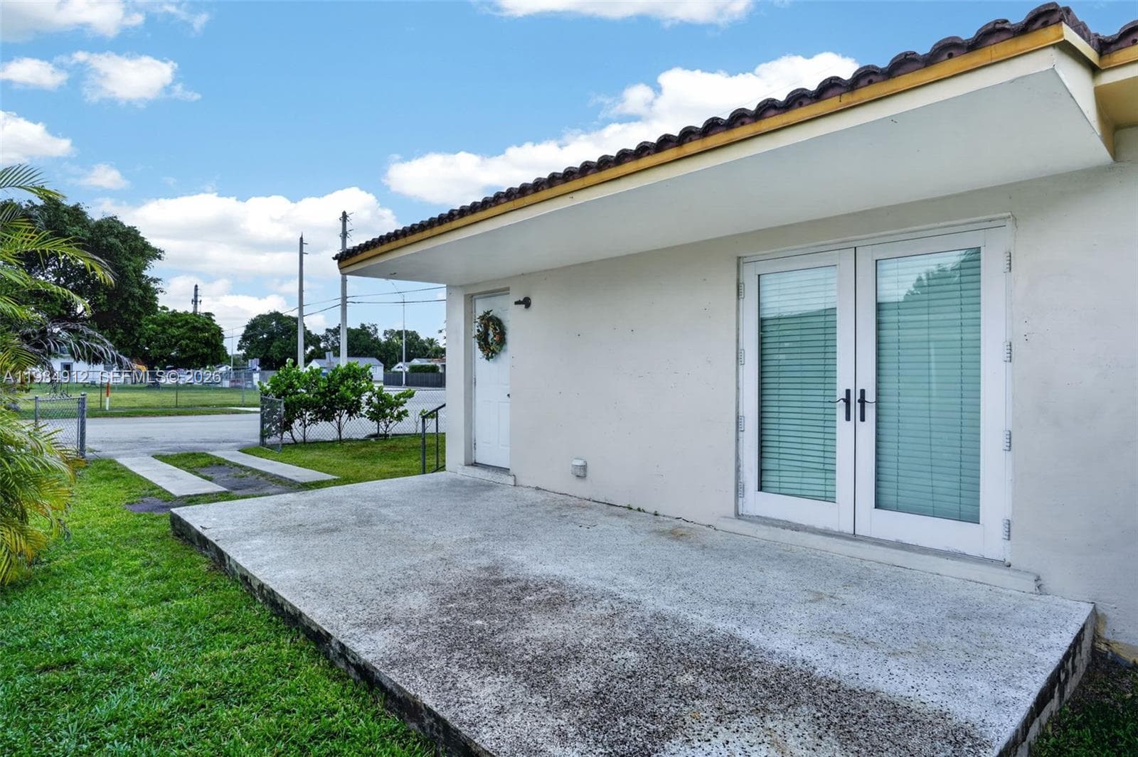 3900 SW 67th Ave, Miami FL 33155 — 34