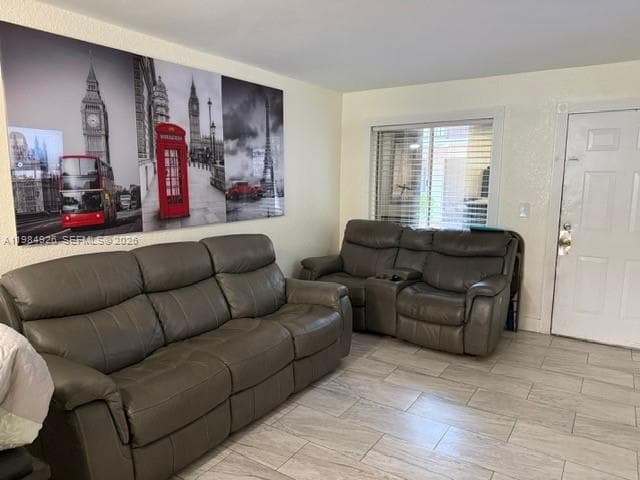 6278 W 22nd Ct # 5, Hialeah FL 33016 — 5