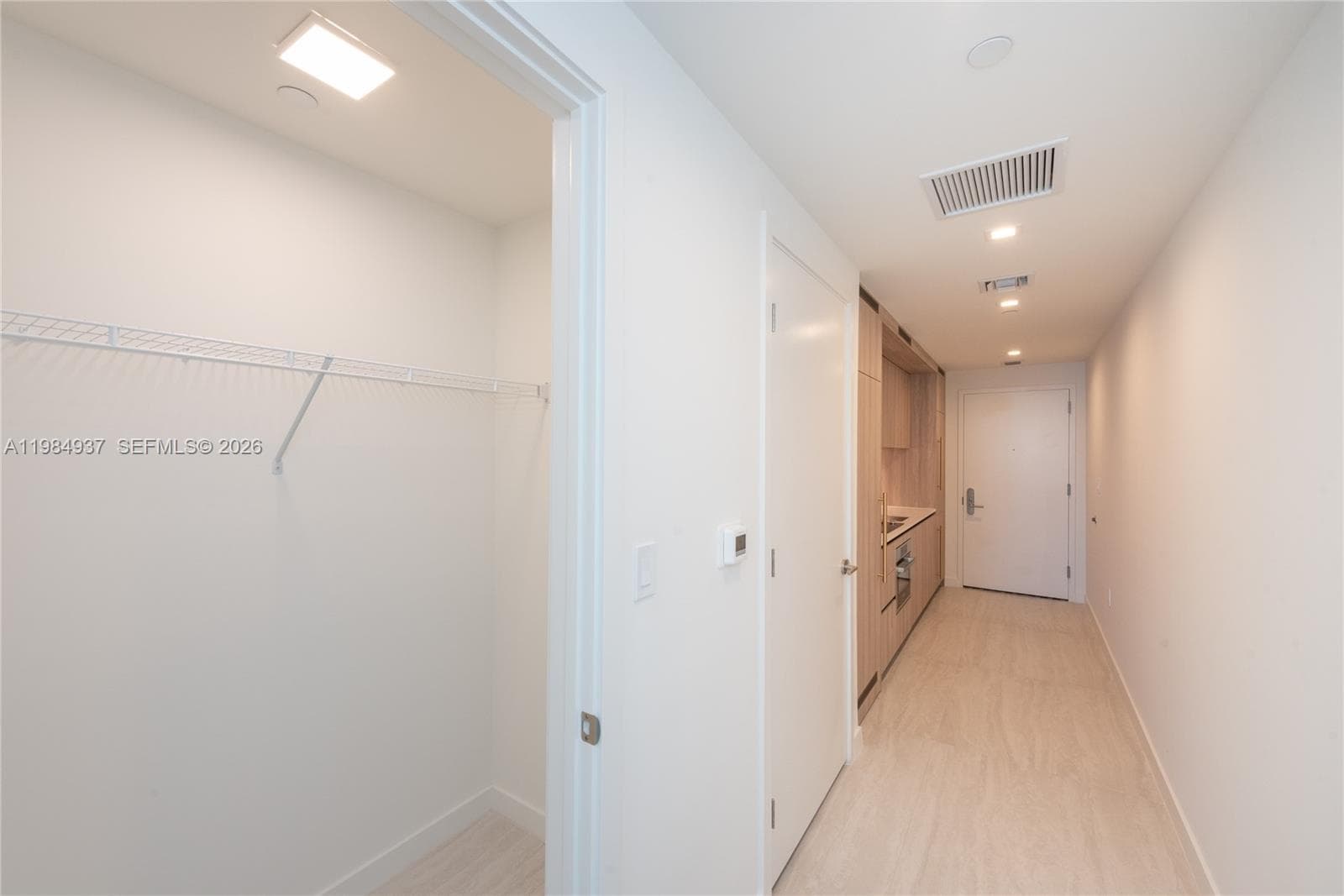 77 SE 5th Street # 4004, Miami FL 33131 — 10