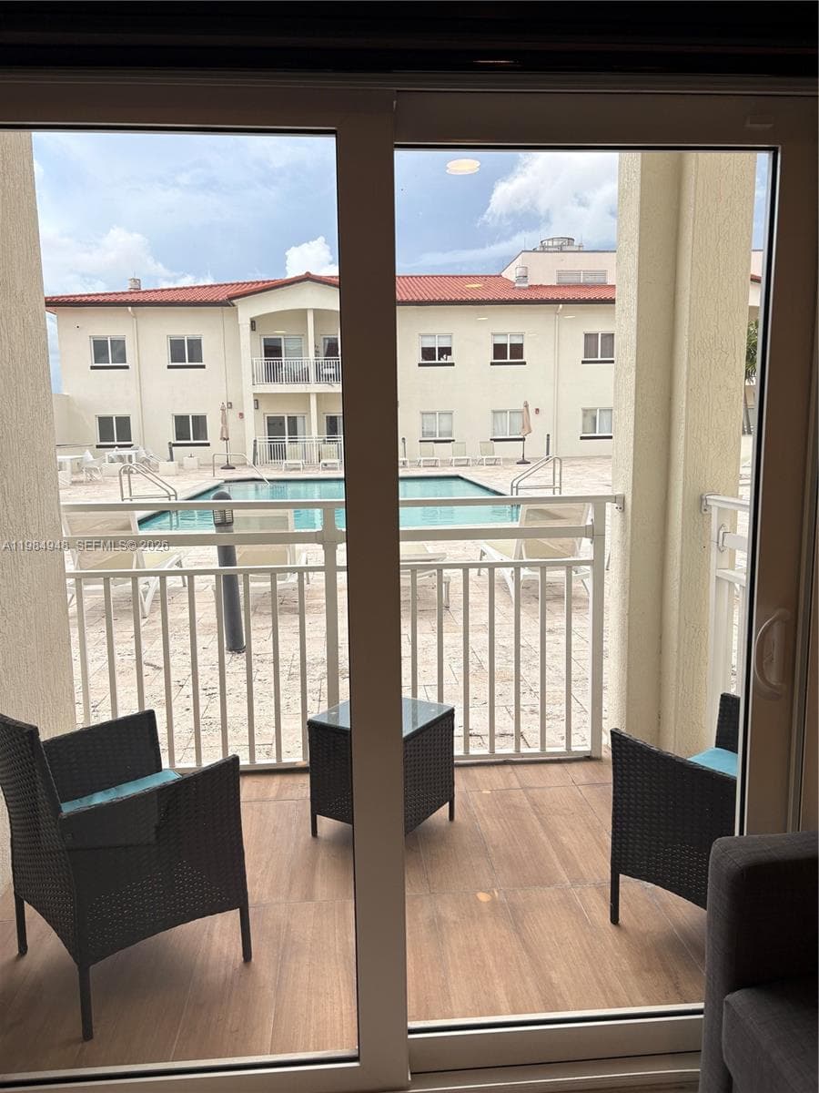 10950 NW 82nd St # 319, Doral FL 33178 — 9