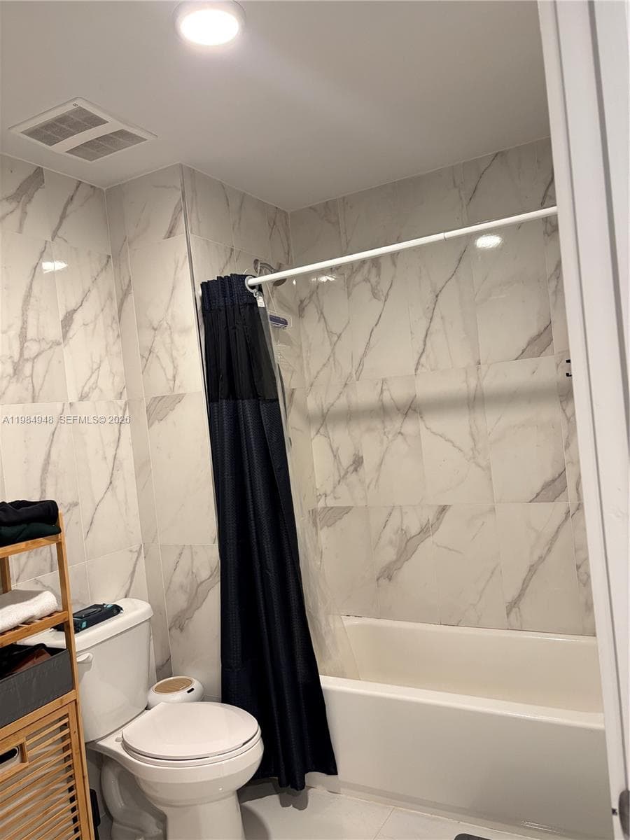 10950 NW 82nd St # 319, Doral FL 33178 — 21