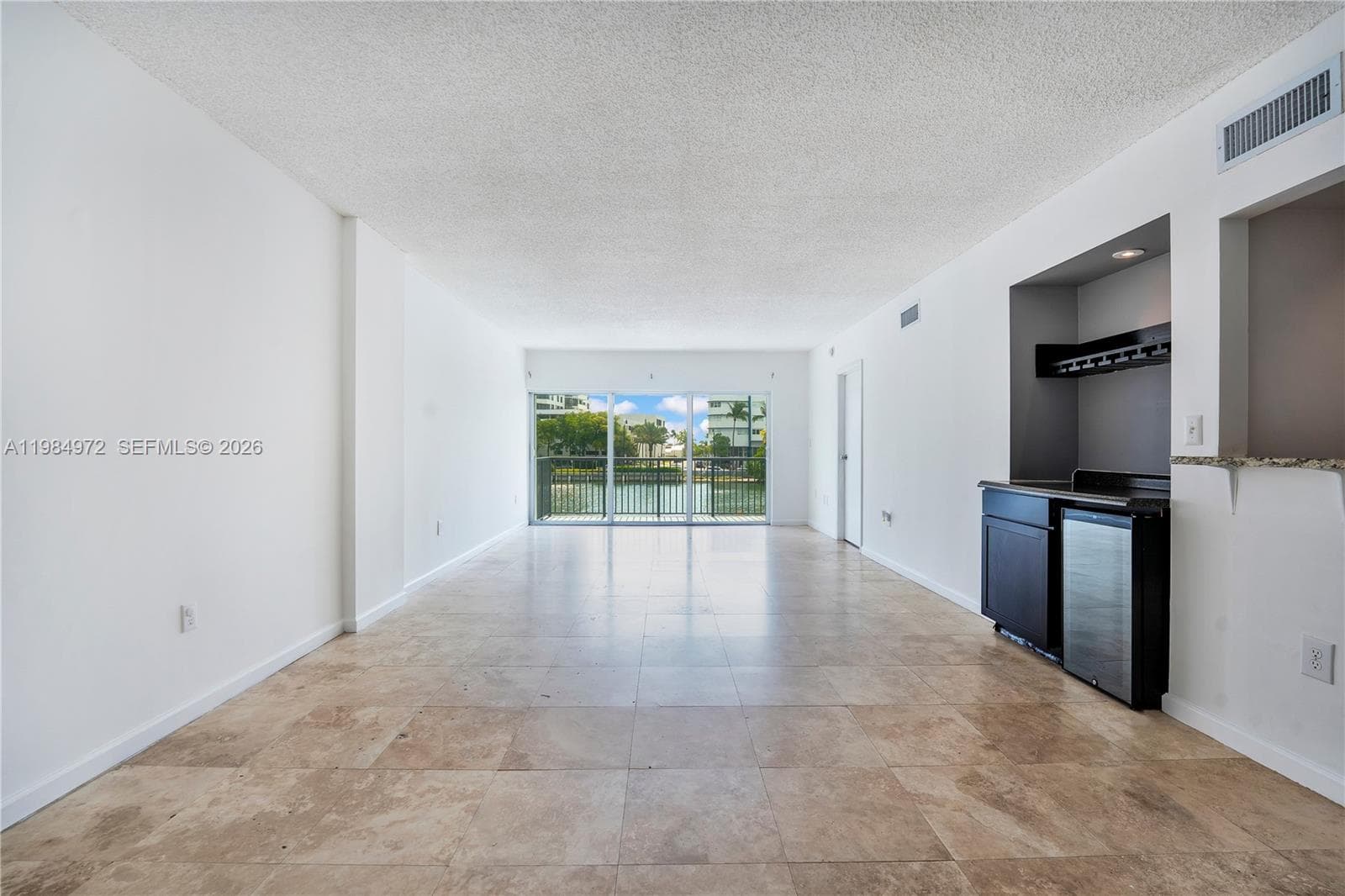 2455 Flamingo Dr # 201, Miami Beach FL 33140 — 3