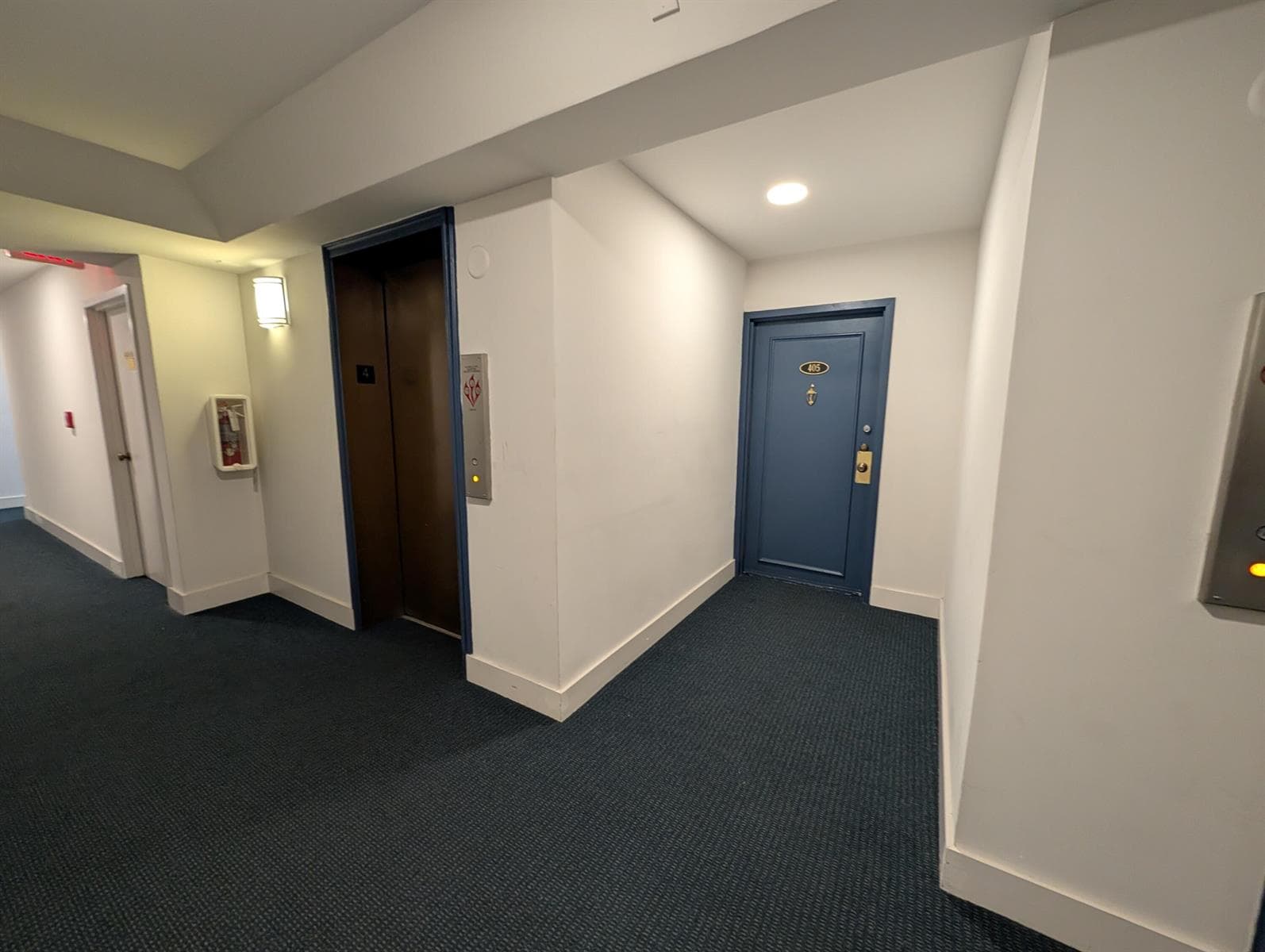 2715 Tigertail Avenue Apt 402, Miami FL 33133 — 23