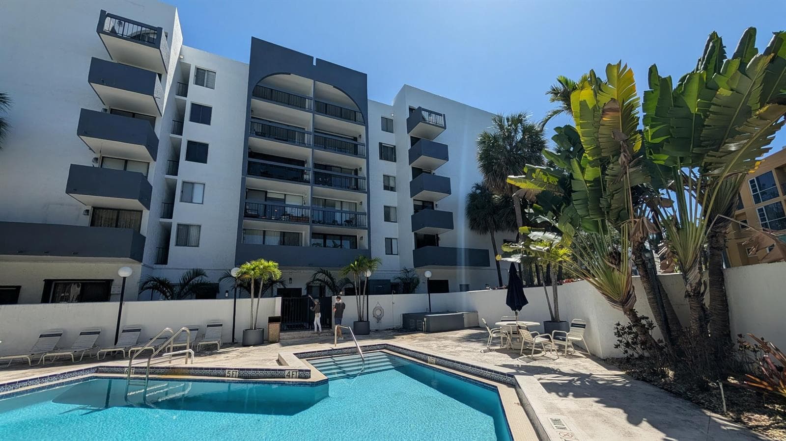 2715 Tigertail Avenue Apt 402, Miami FL 33133 — 26
