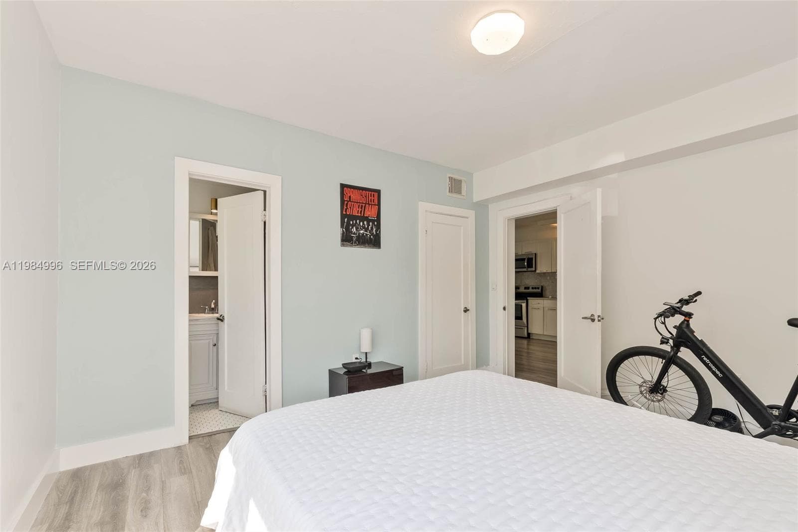 1275 Marseille Dr # 35, Miami Beach FL 33141 — 12