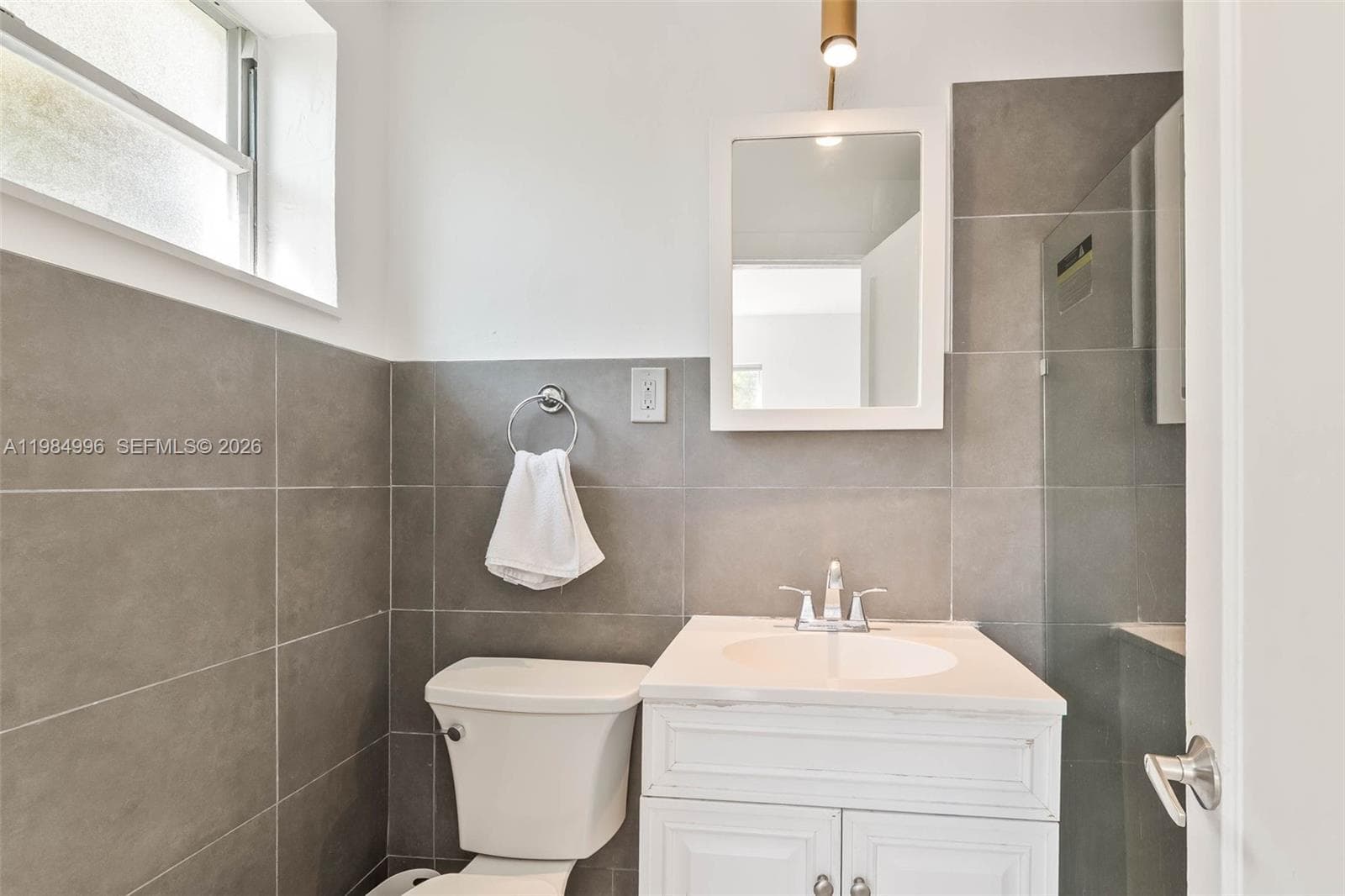 1275 Marseille Dr # 35, Miami Beach FL 33141 — 14