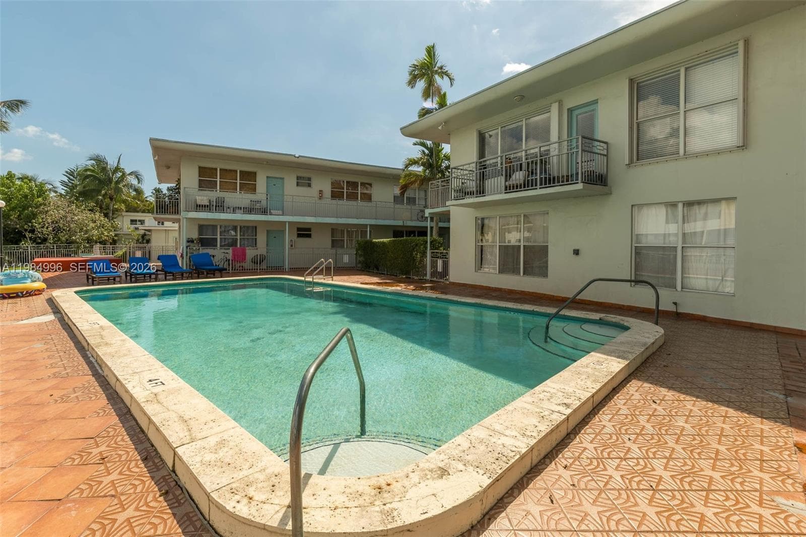1275 Marseille Dr # 35, Miami Beach FL 33141 — 18