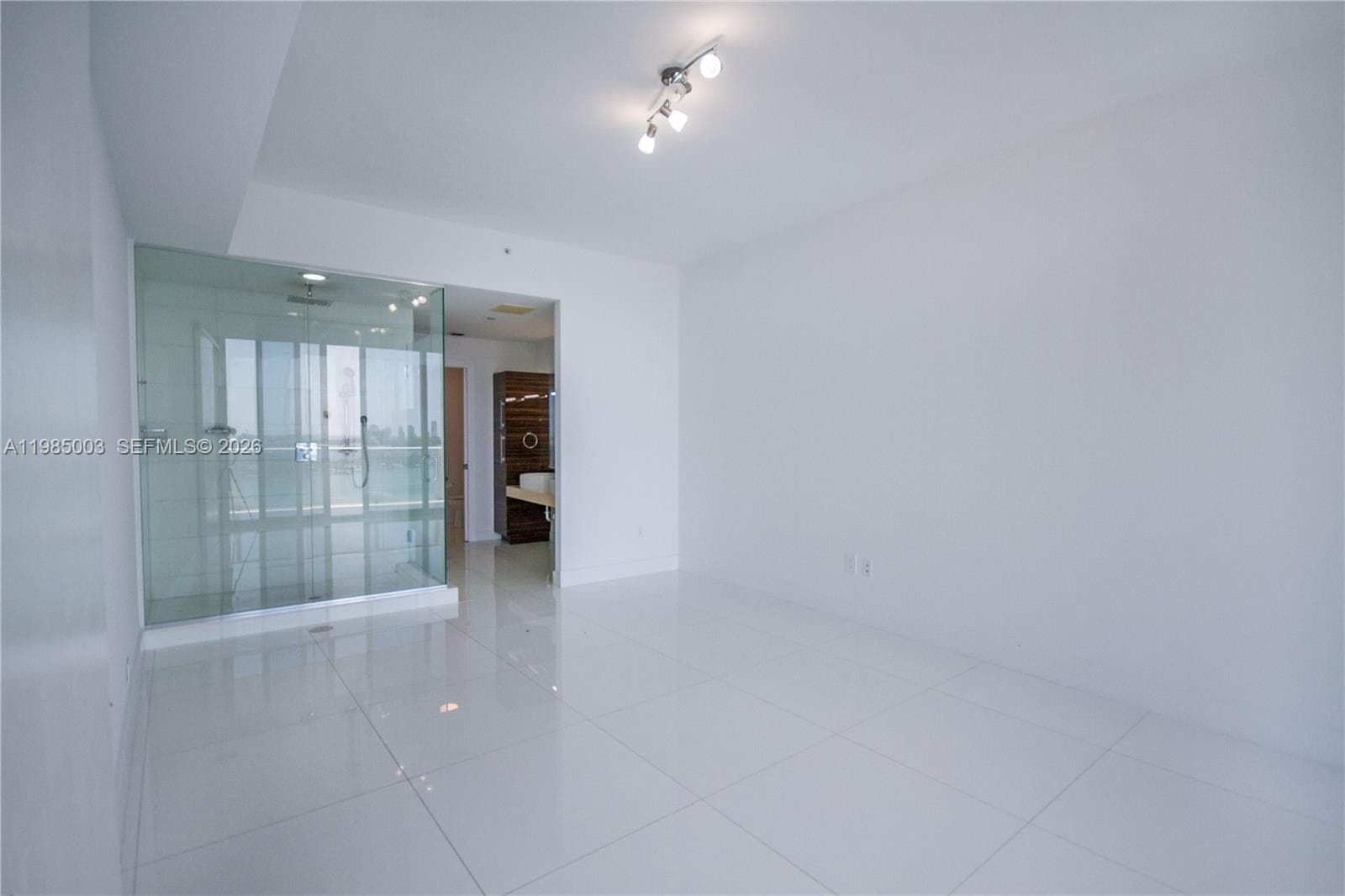 2020 N Bayshore Dr # 2204, Miami FL 33137 — 10