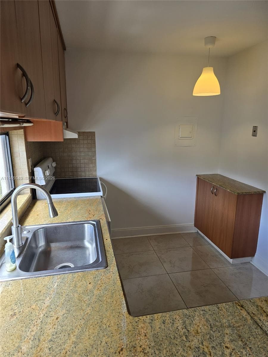 16919 N Bay Rd # 819, Sunny Isles Beach FL 33160 — 6