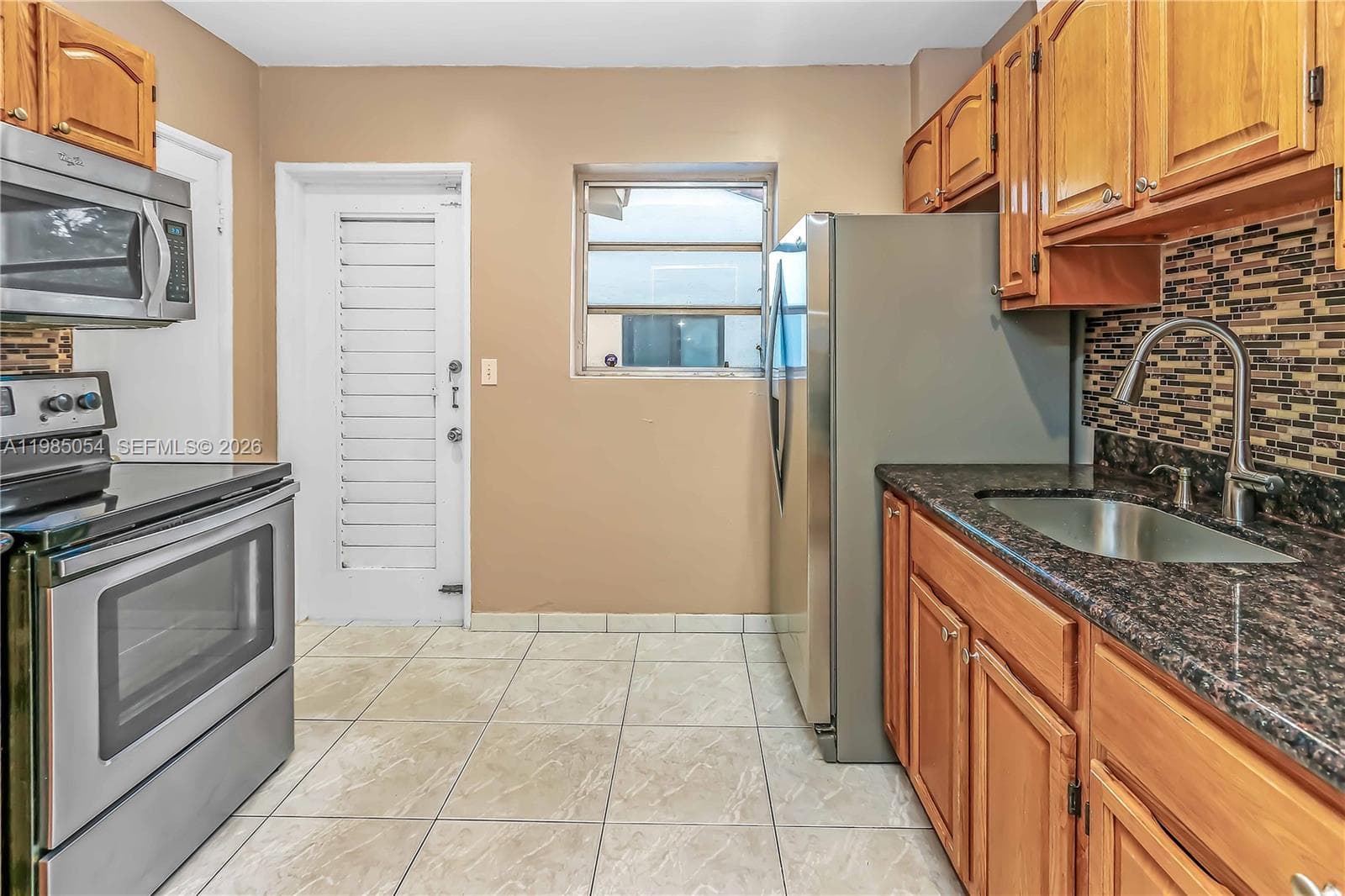 1015 Cortez St, Coral Gables FL 33134 — 8