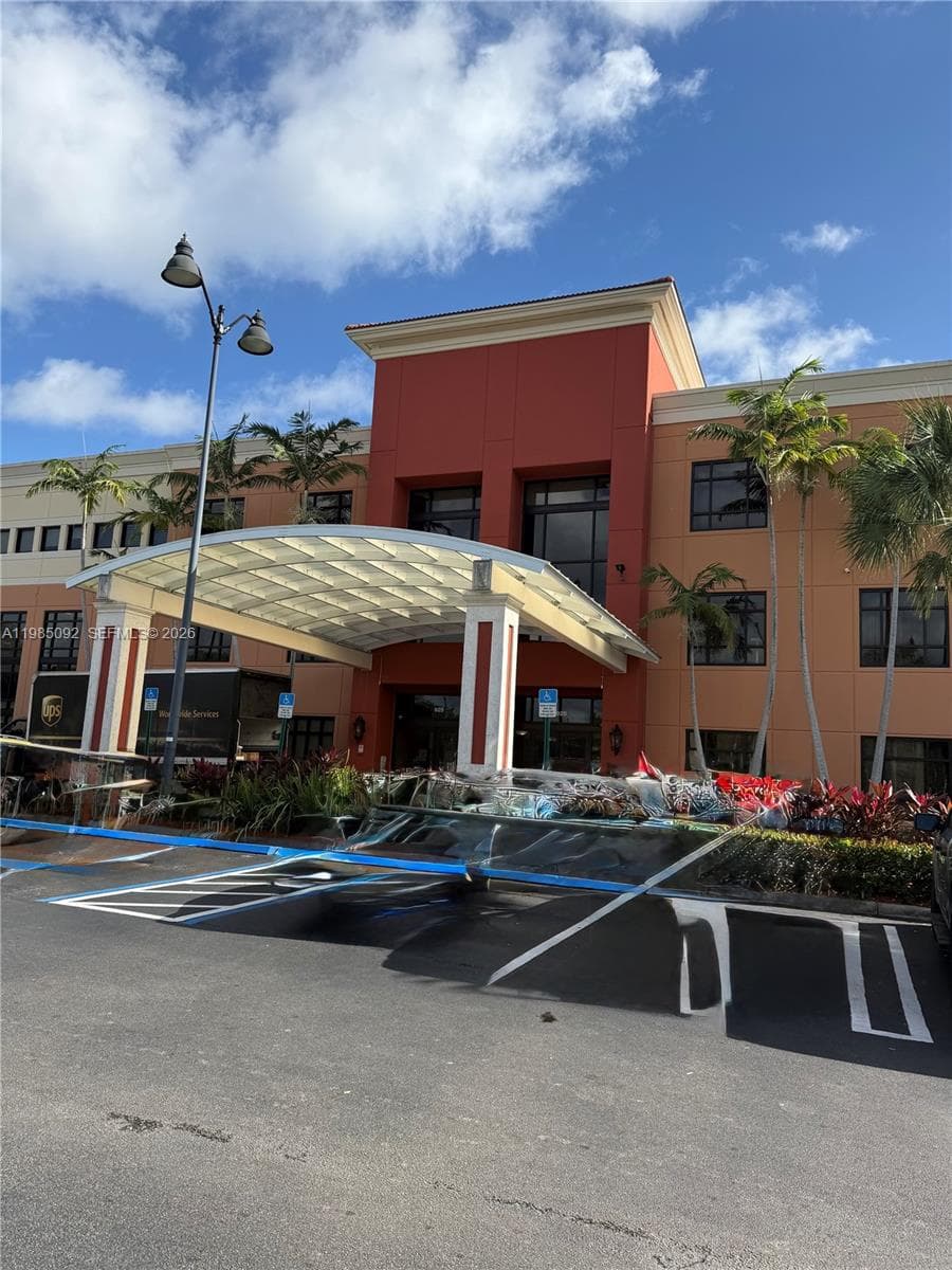 925 NE 30th Ter # 312, Homestead FL 33033 — 1