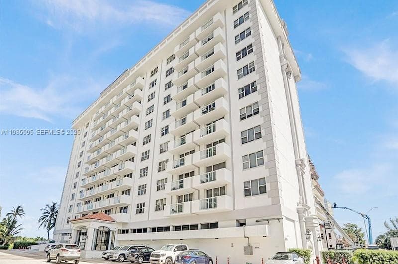 9195 Collins Ave, Surfside FL 33154 — 13
