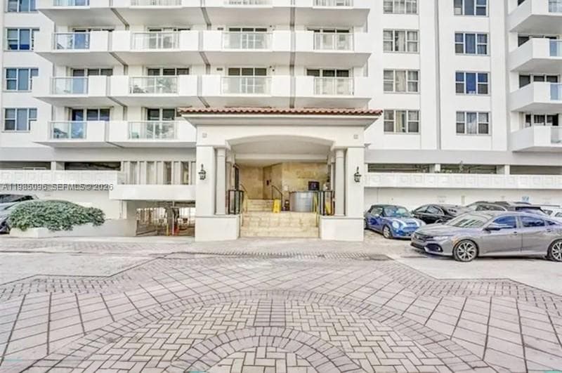 9195 Collins Ave, Surfside FL 33154 — 15