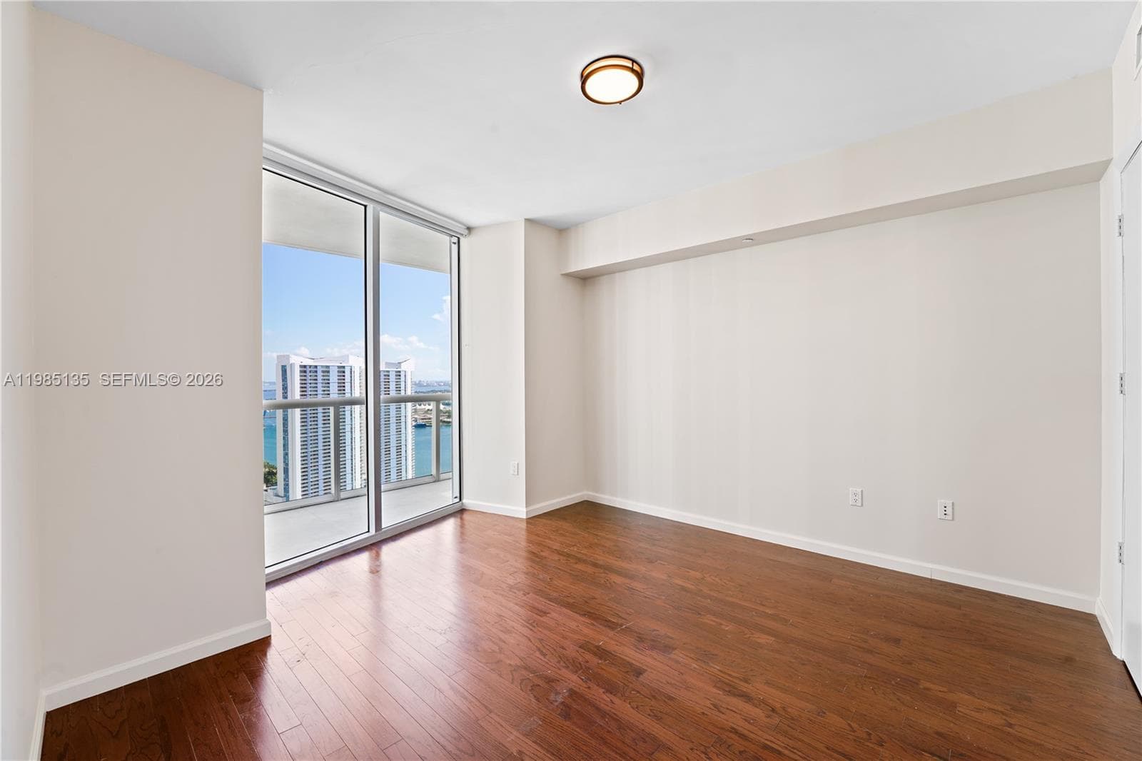 495 Brickell Ave # 3904, Miami FL 33131 — 17